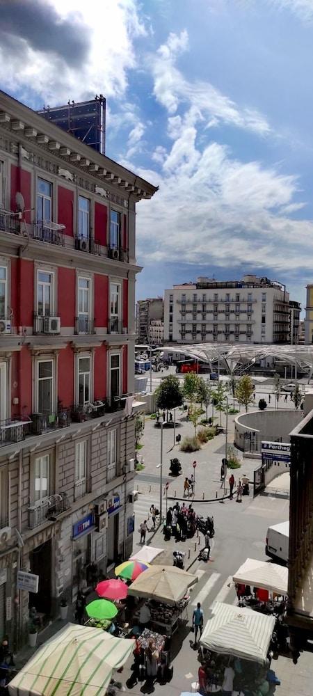 Napoli City Rooms Bed & Breakfast Naples