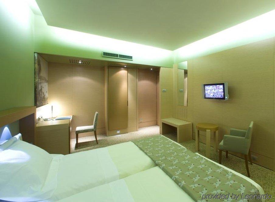 Una Hotels Napoli Hotel Naples