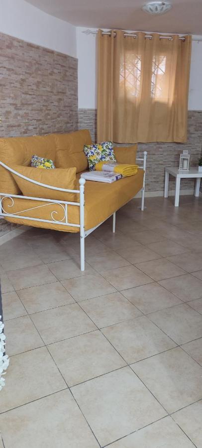 On Ciro House *