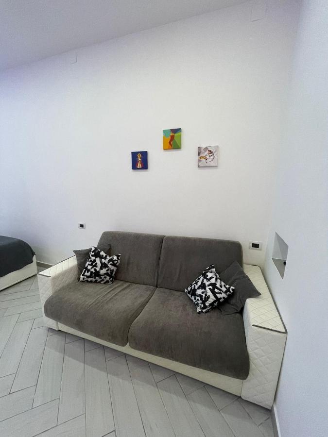 Terra Mij Naples