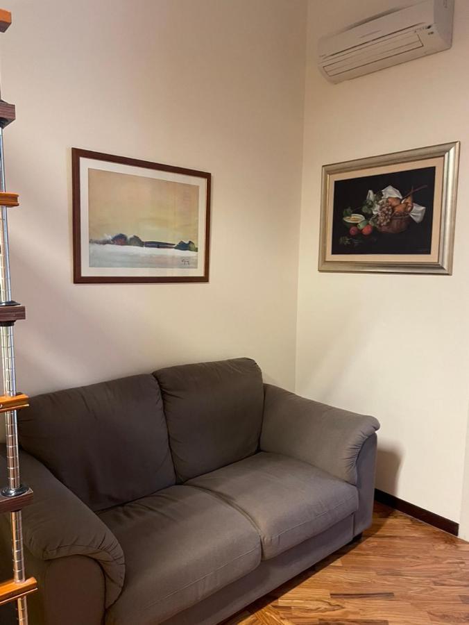 Caravaggio Apartment Naples