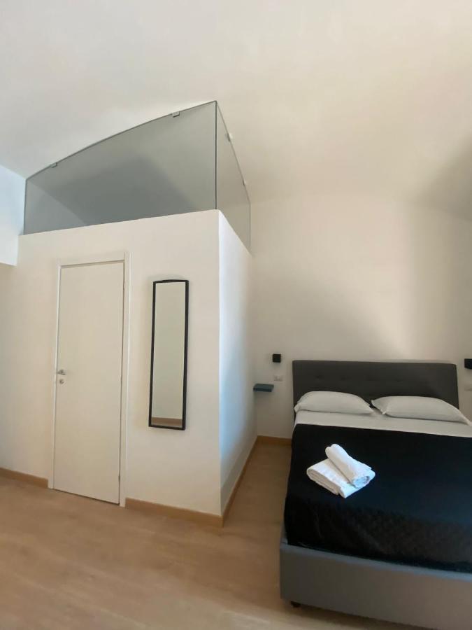 Maison Dante Bed & Breakfast Naples