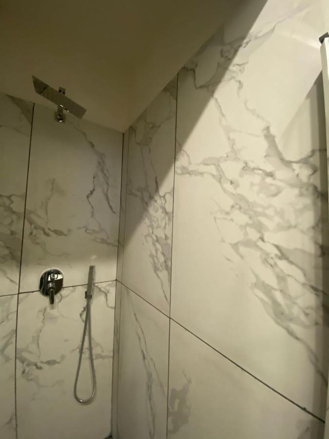 Bed & Breakfast Maison Dante Naples