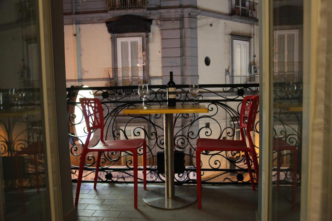 Bed & Breakfast Sleep In Naples Naples