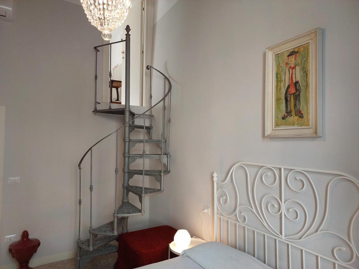 Palazzo Carafa Di Montorio Naples