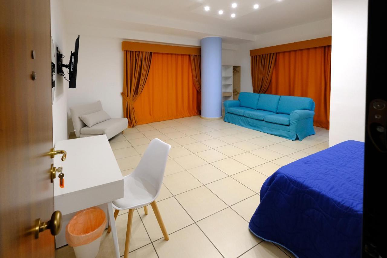 Donna Elena Bed & Breakfast *