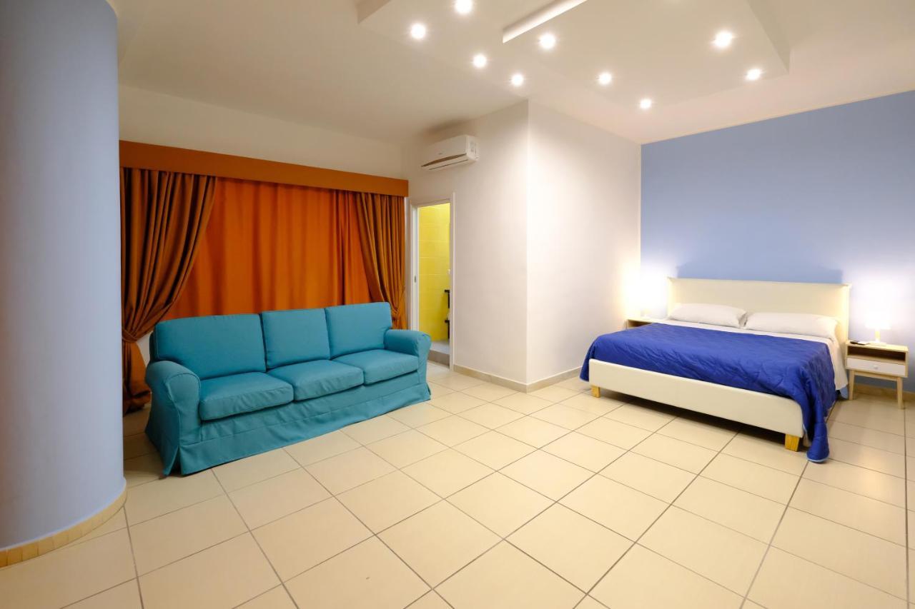 Donna Elena Bed & Breakfast *