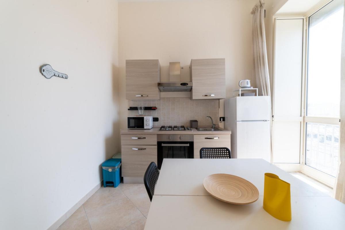Piazza Garibaldi 39 Apartment *