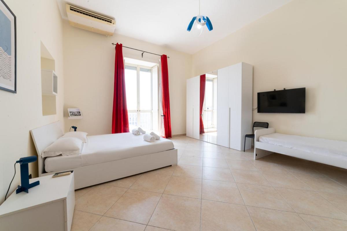 Piazza Garibaldi 39 Apartment *