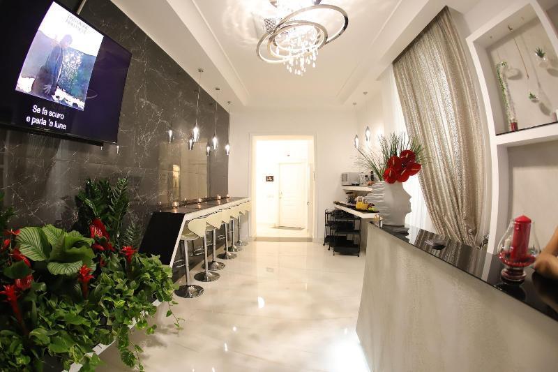 Mecla Naples