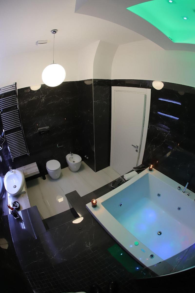 Mecla 3* Naples