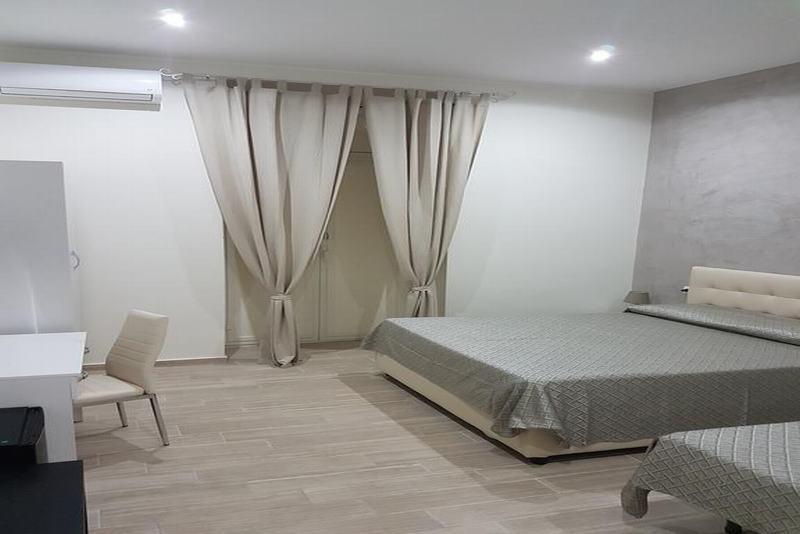 Napoli City Rooms Naples