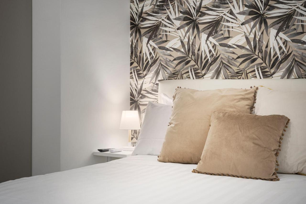 Palazzo Sant'arcangelo Guest house Naples