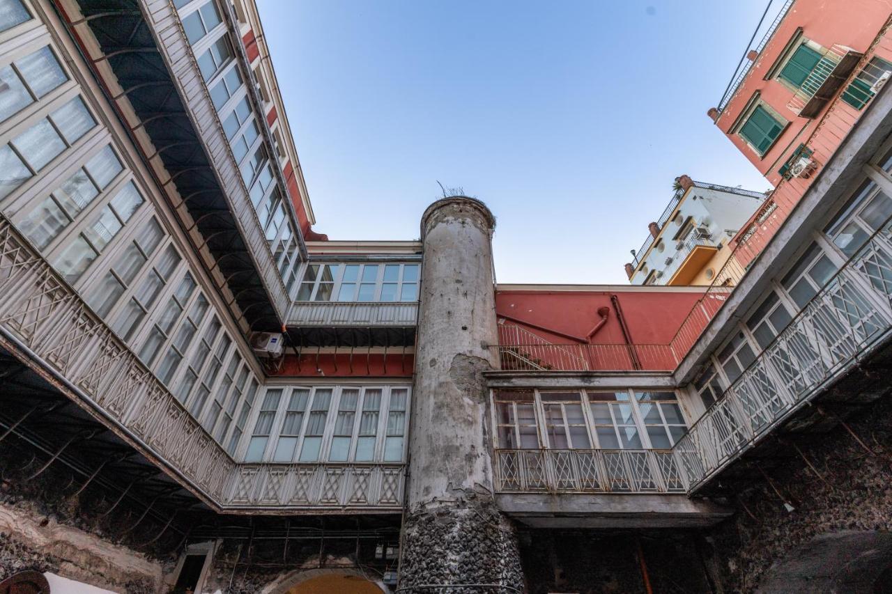 Apartment Residenza San Teodoro Chiaia Dimora Storica Naples