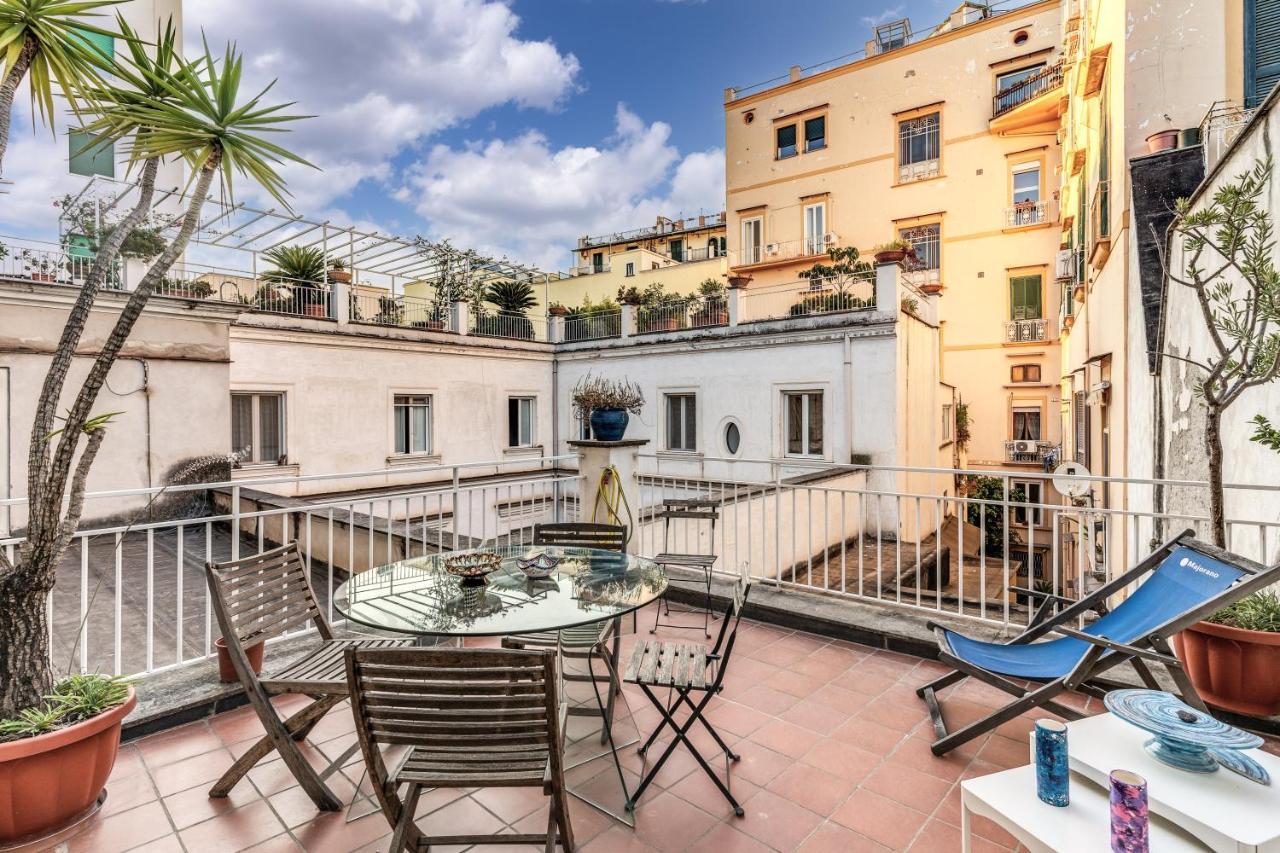 Apartment Residenza San Teodoro Chiaia Dimora Storica