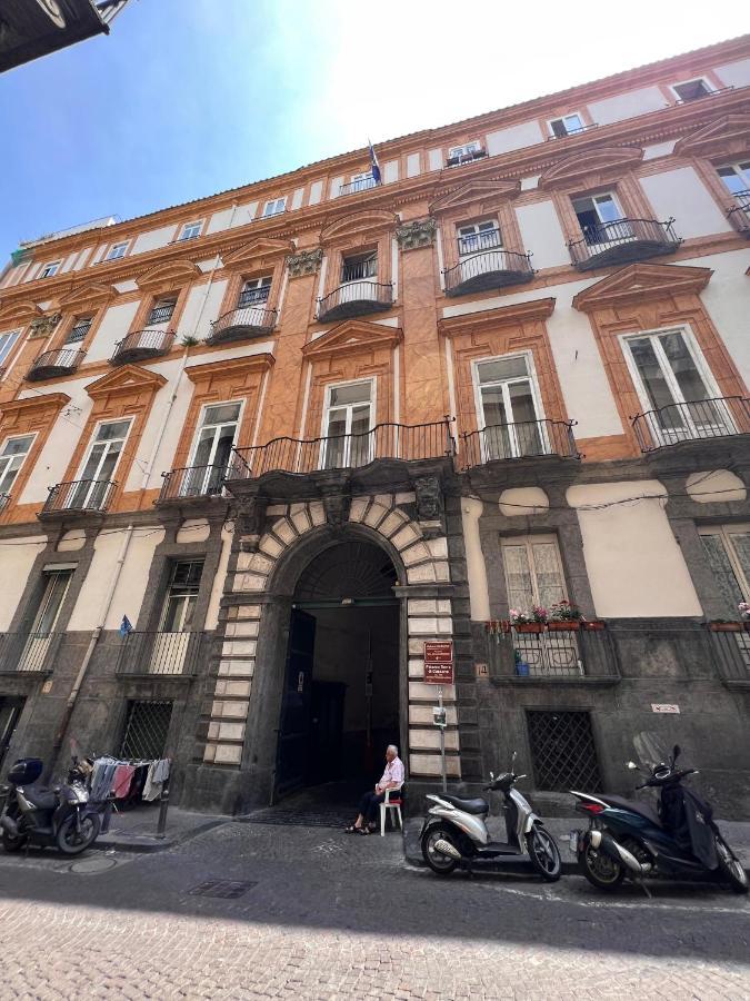 Serra Di Cassano Apartment