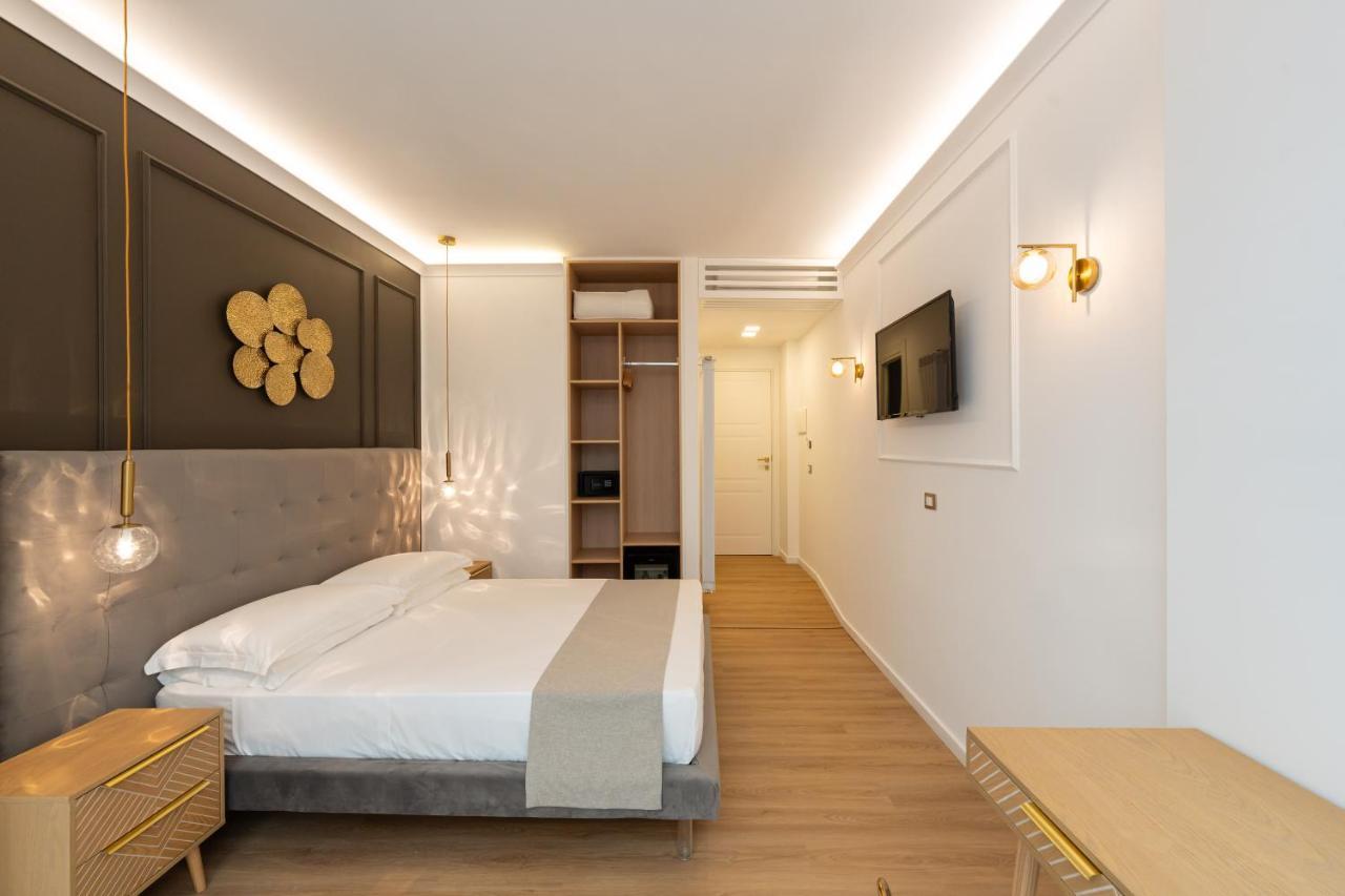 Toledo Relais - * Naples