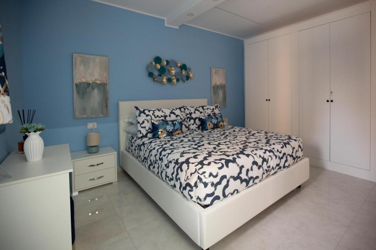 Apartment Ira House