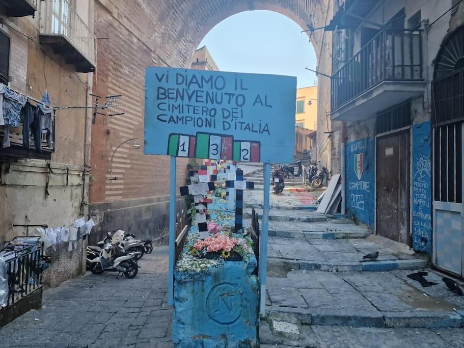 Pastel Blue House X 5 People In Corso Above Metro Montesanto Apartment Naples