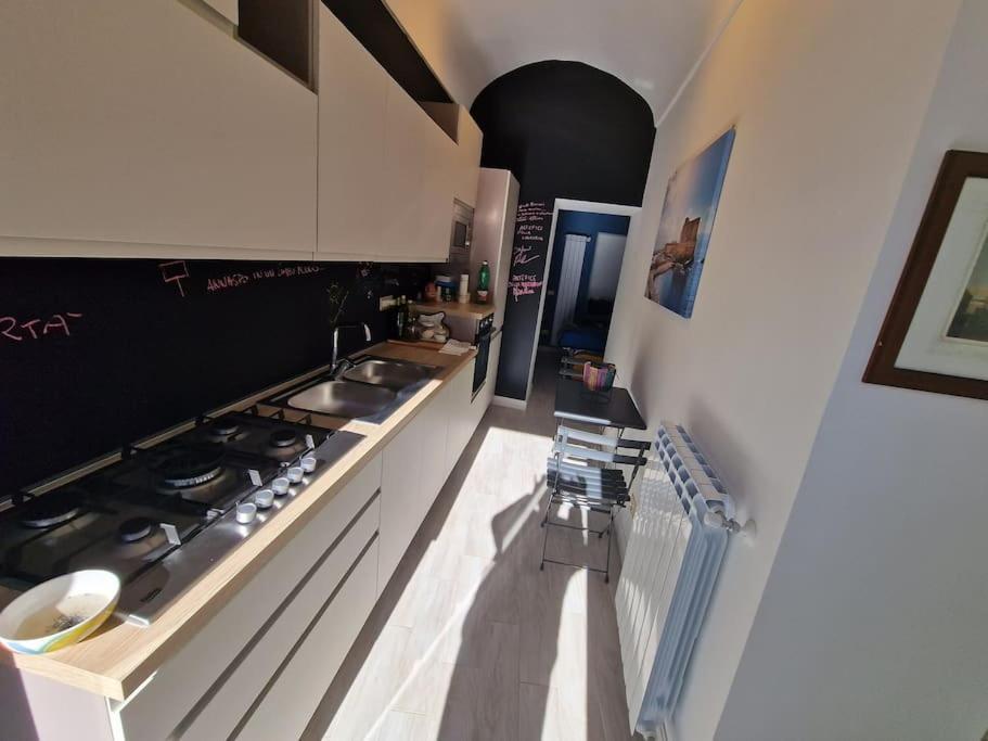 Apartment Pastel Blue House X 5 People In Corso Above Metro Montesanto *