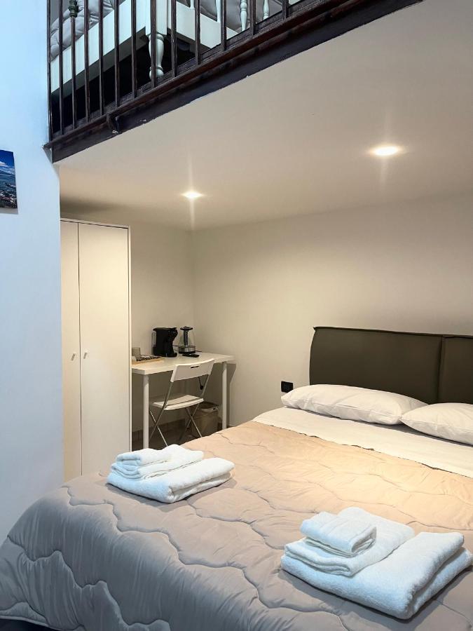 House Caracciolo By Loveinthetravel Bed & Breakfast *