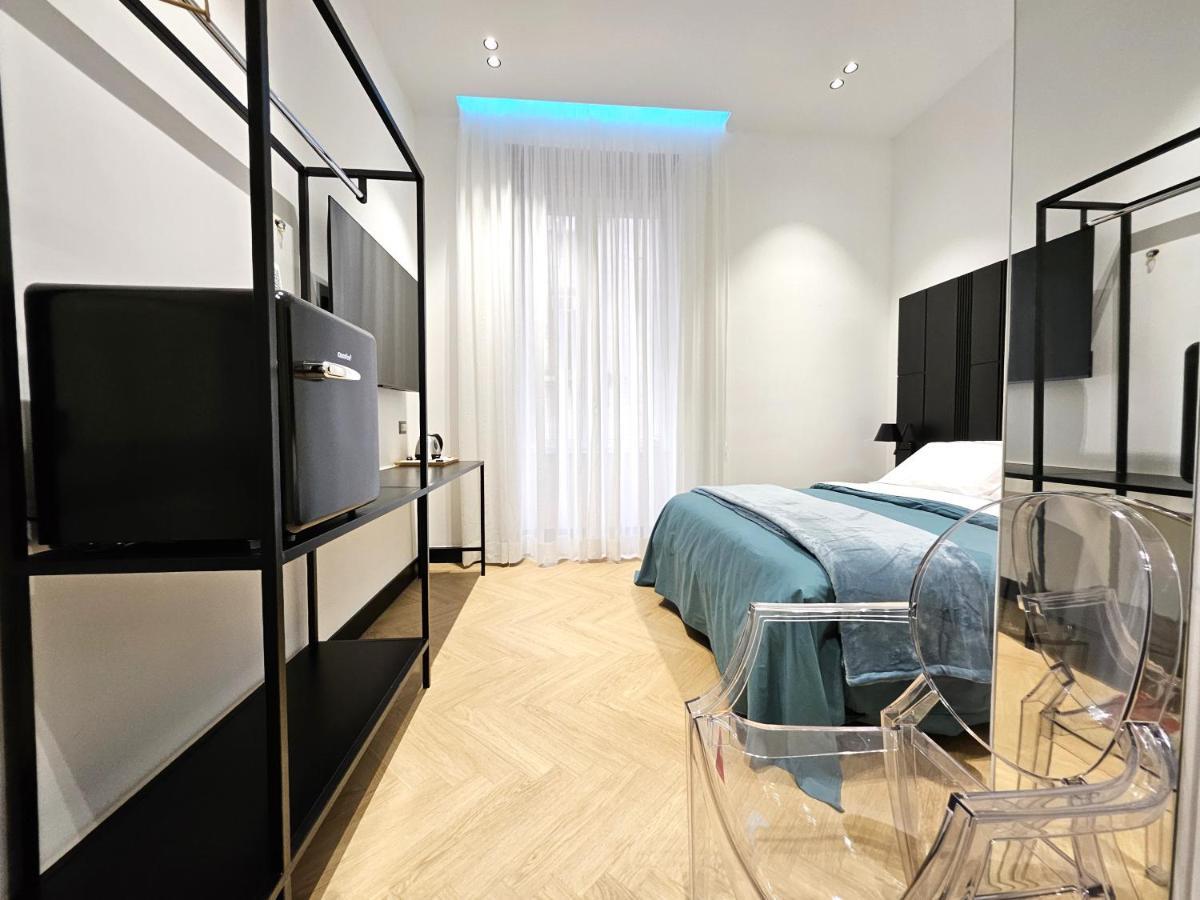 Orefici Place * Naples