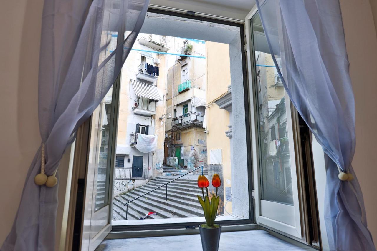 Porta Medina * Naples