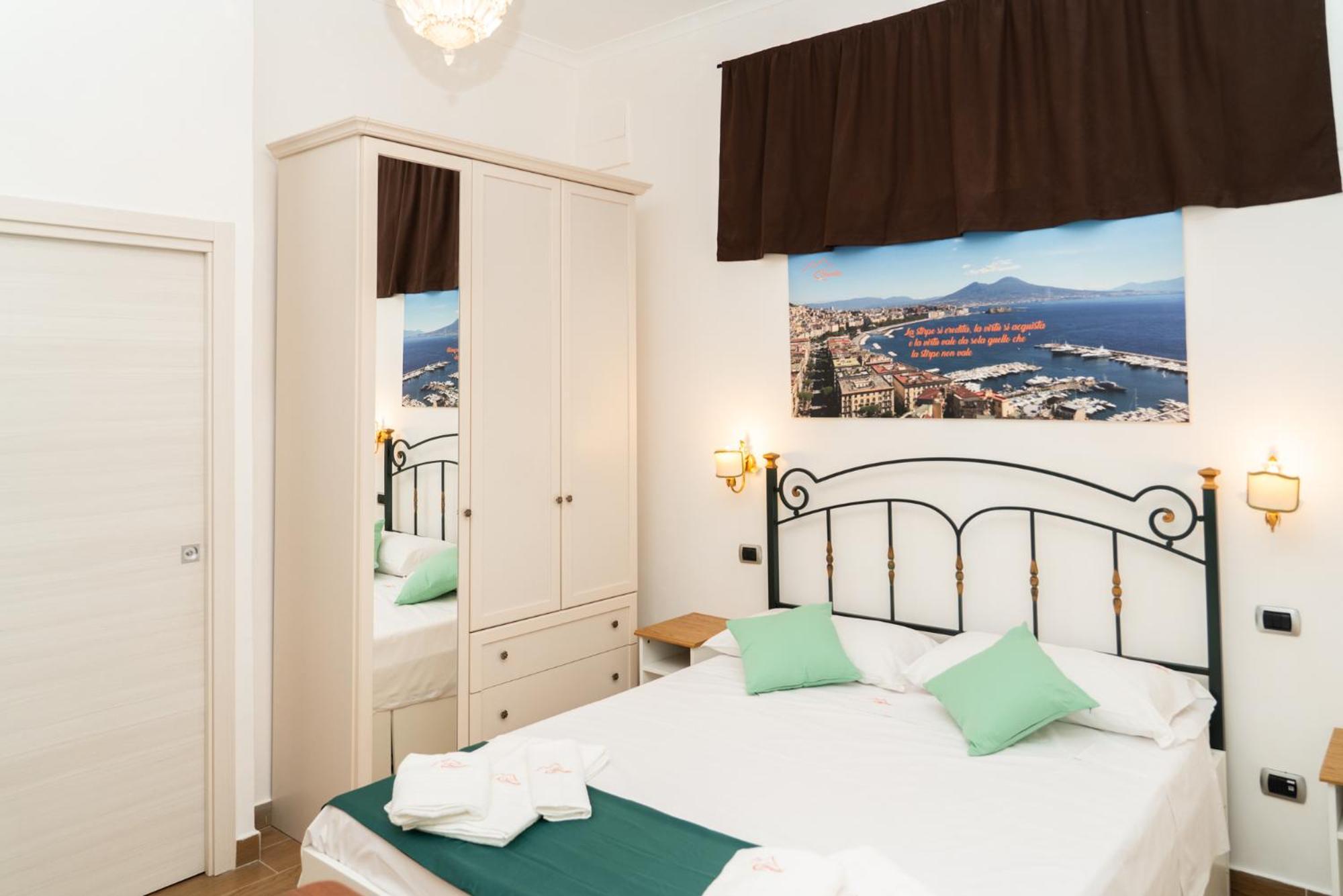 Cervantes Guest house Naples