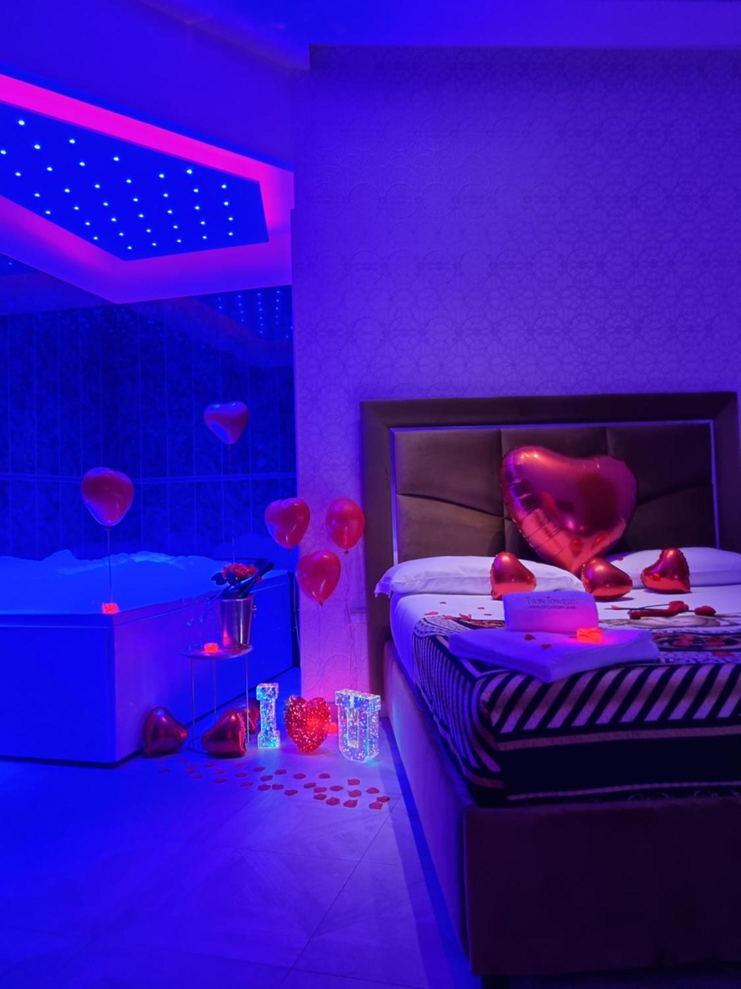 Twin Towers Luxury Bed & Breakfast Naples