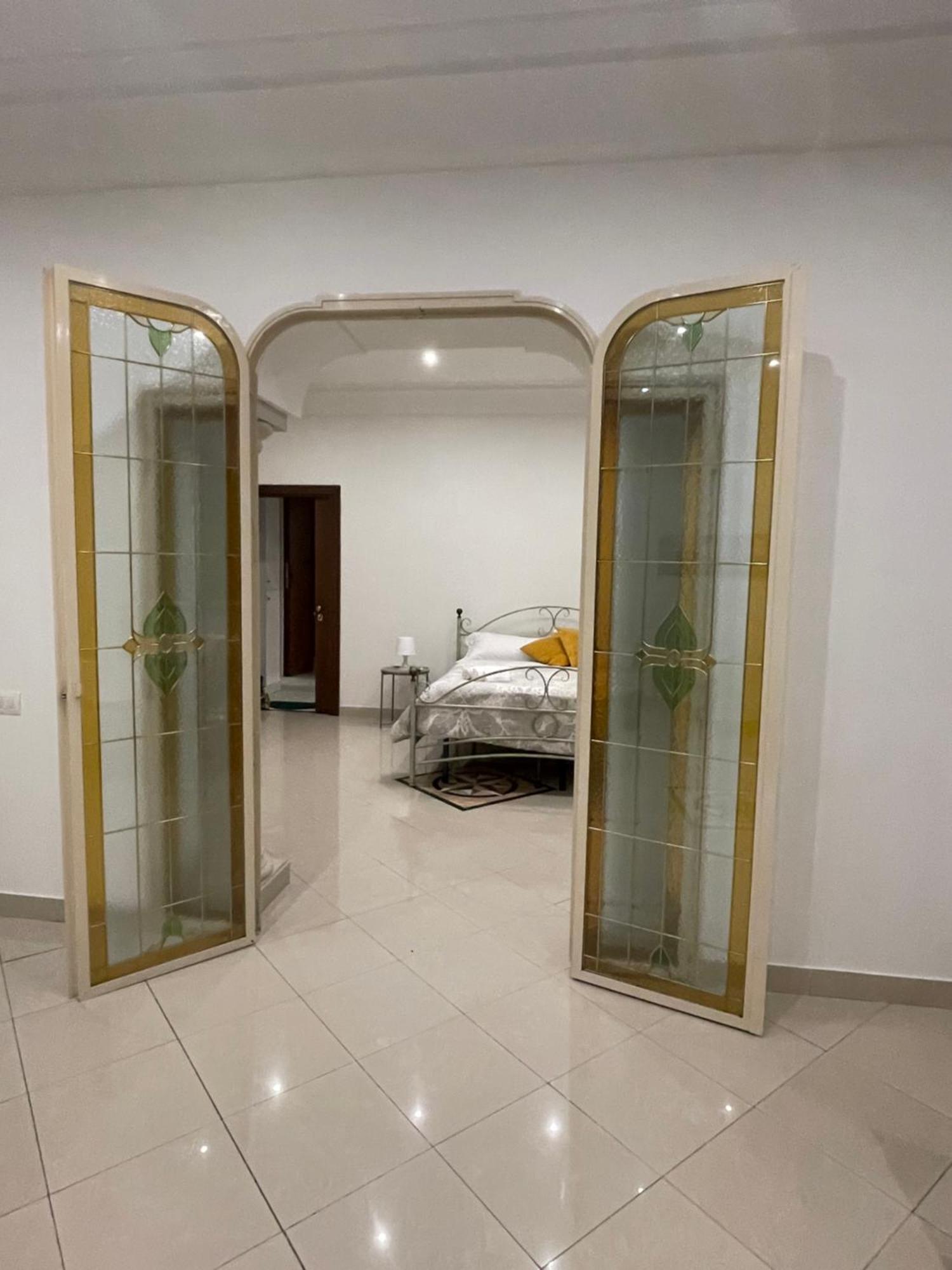 Napule E ... Guest house Naples