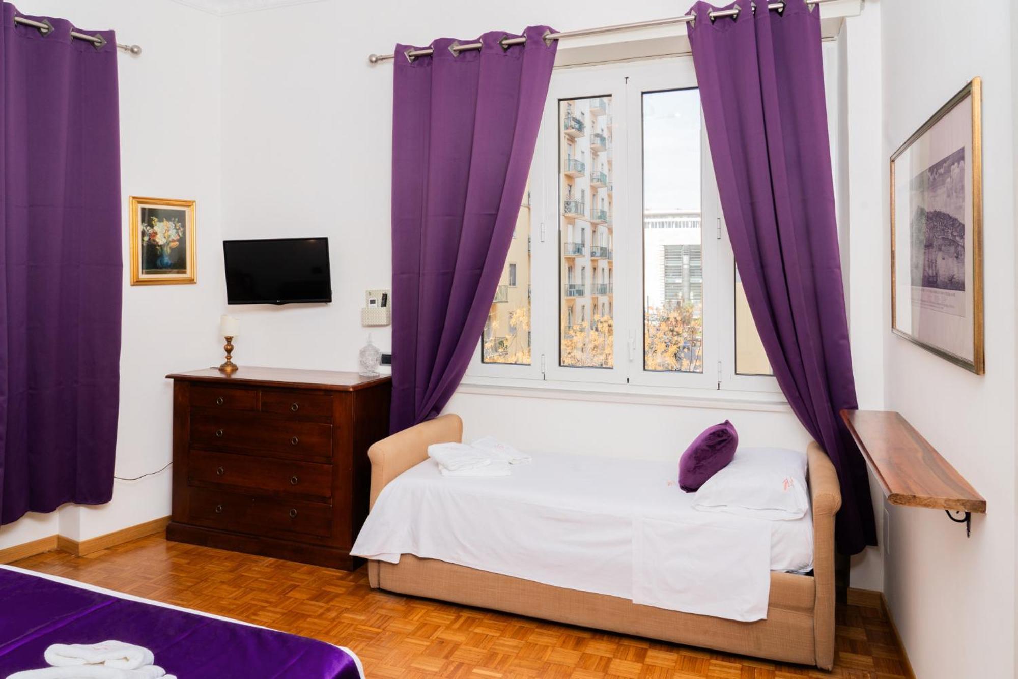 Cervantes Guest house Naples