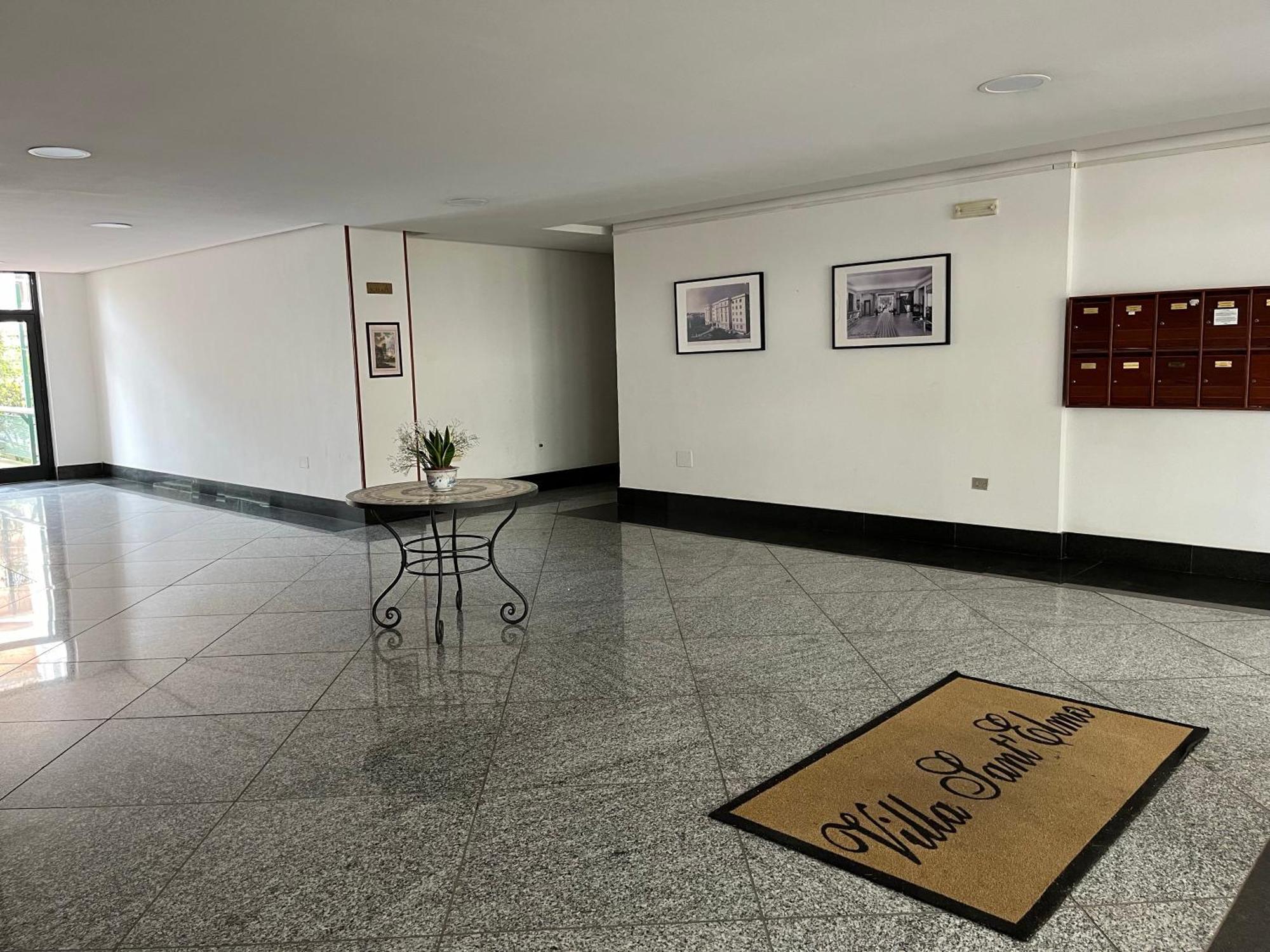 Sant'elmo Con Parcheggio Interno