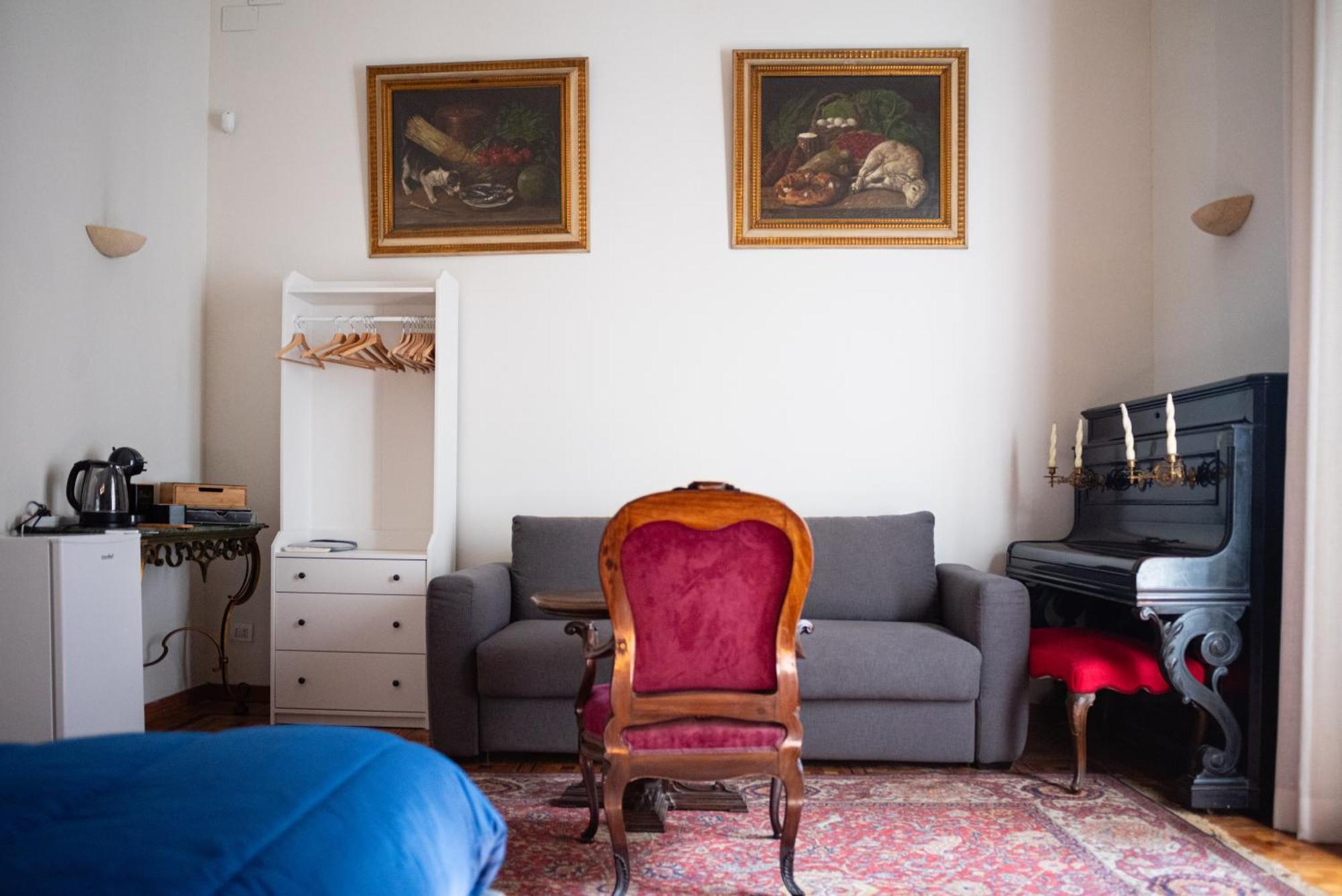 Casa Di Melo * Naples