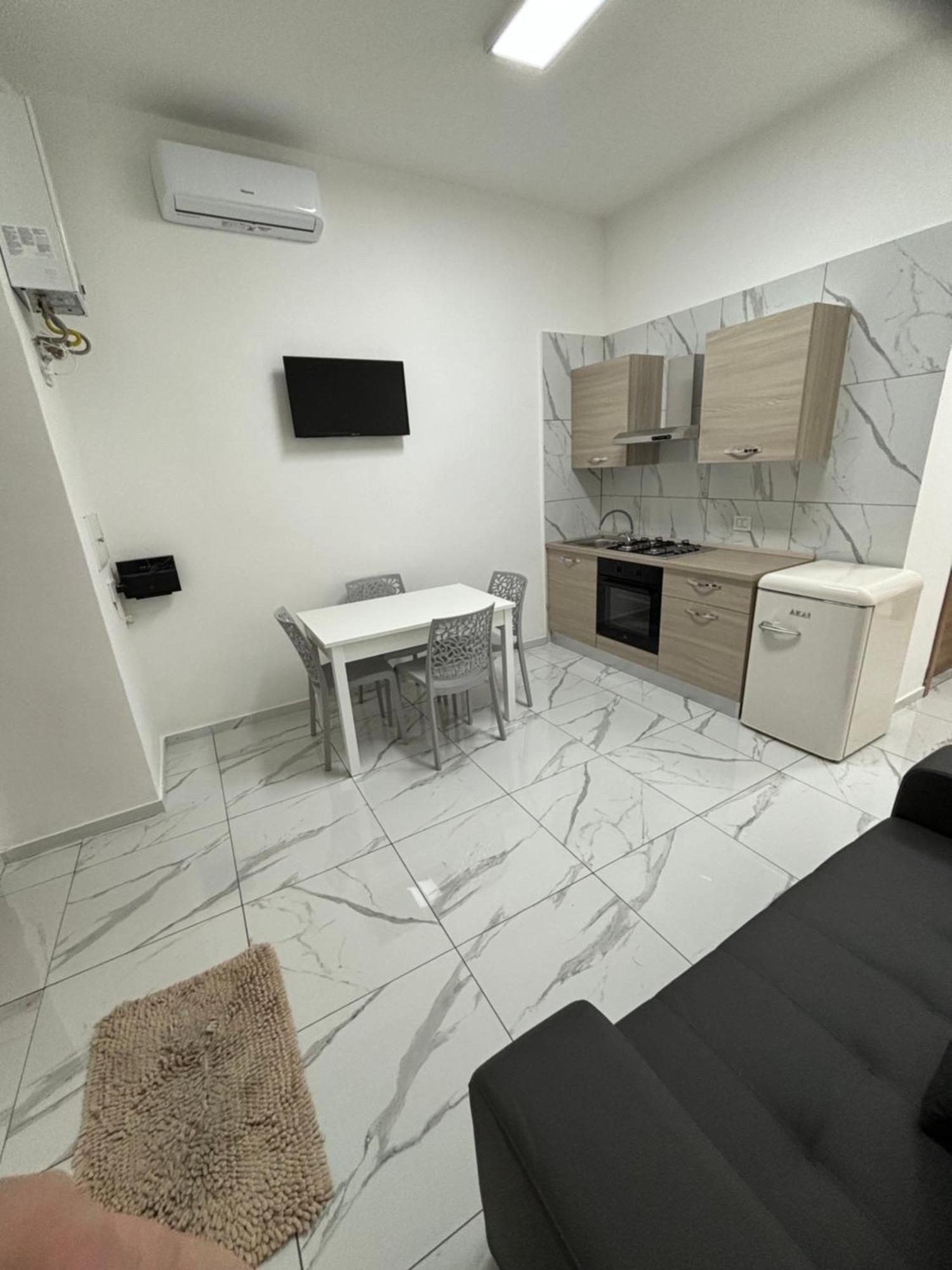 Binario104 Naples