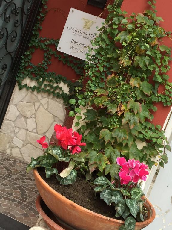 Giardino Eden Bed & Breakfast Naples