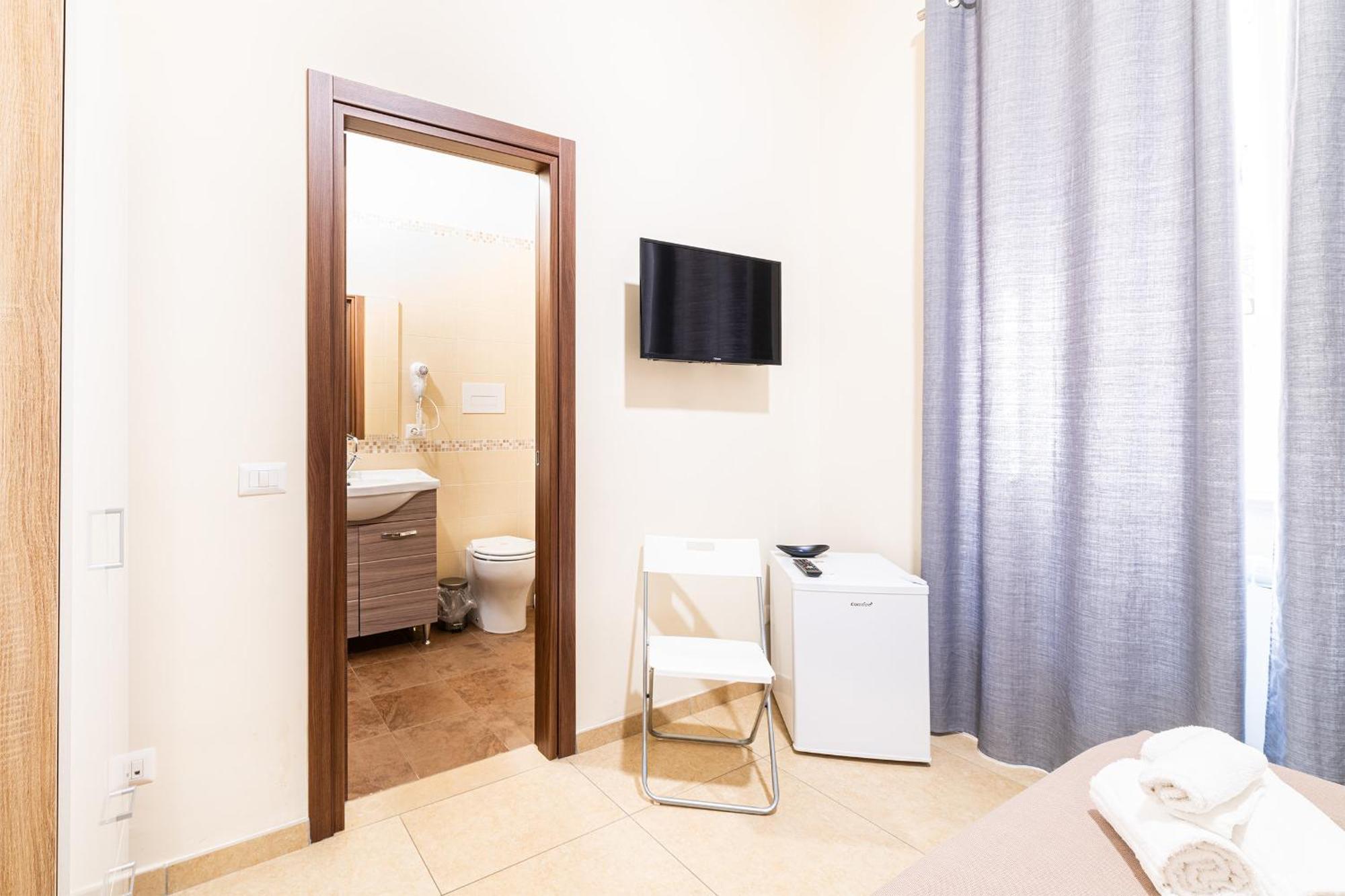 Bed & Breakfast Corso 138 - Sleep & Fly - By Domusextra *