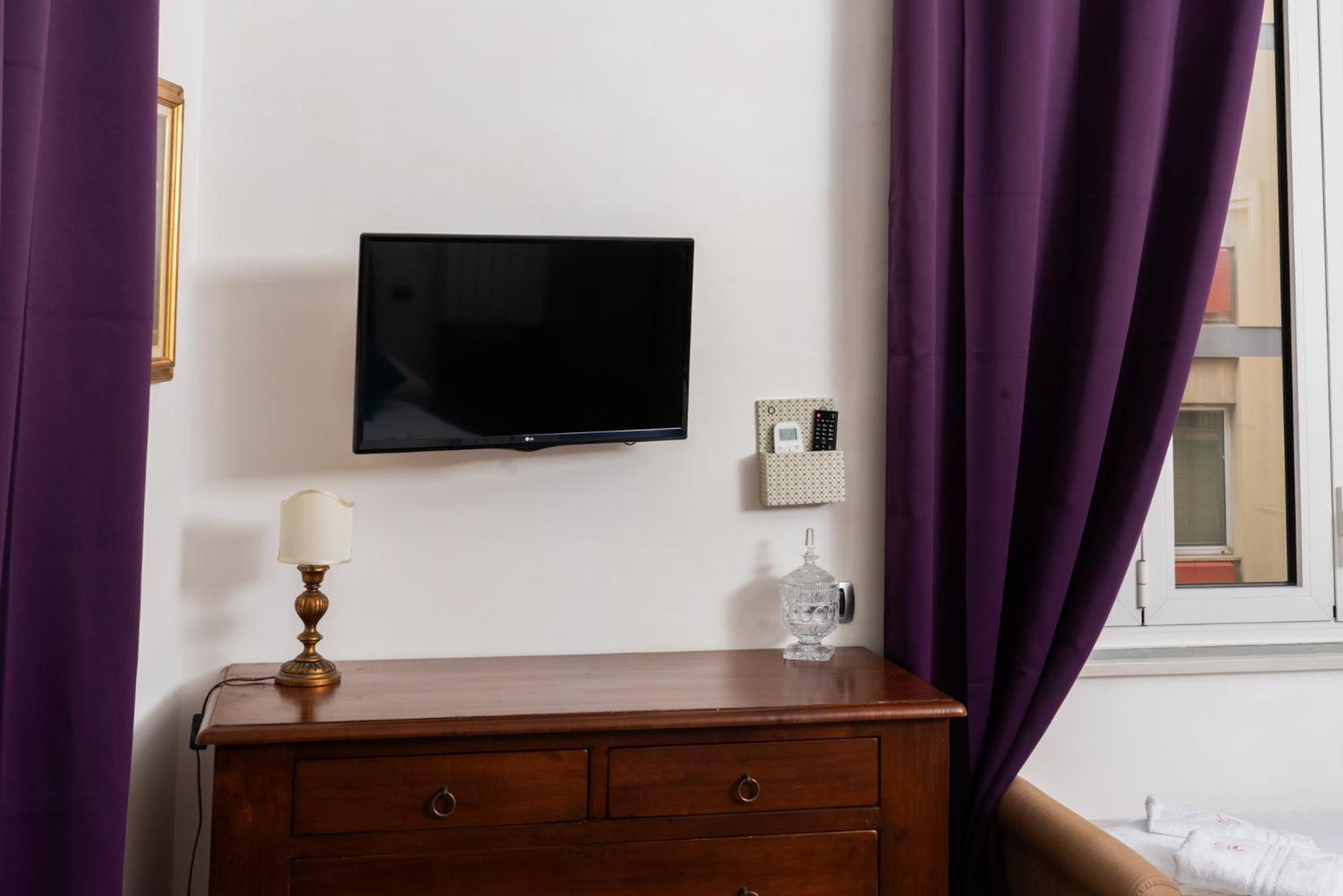 Cervantes Guest house Naples