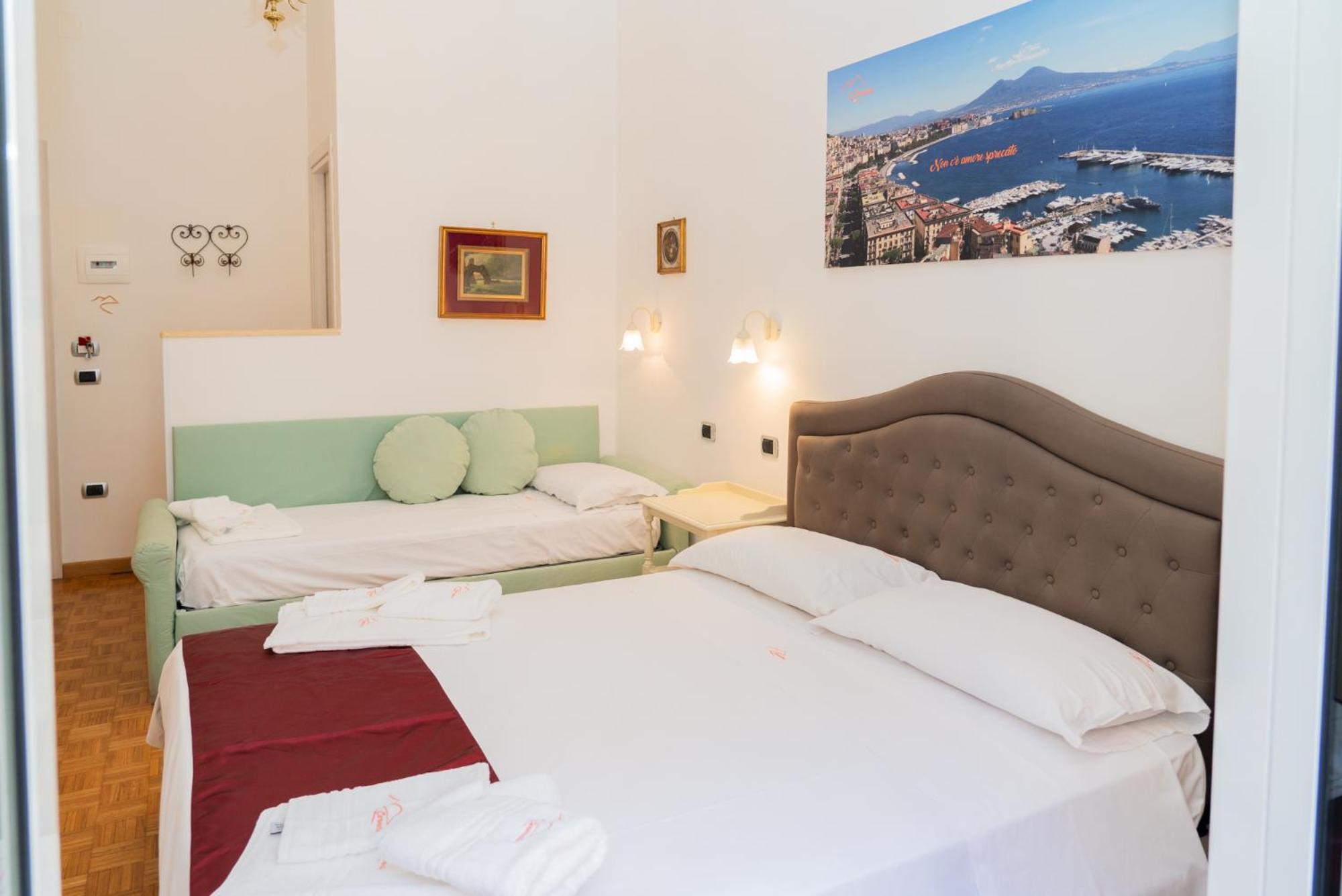 Cervantes Guest house Naples