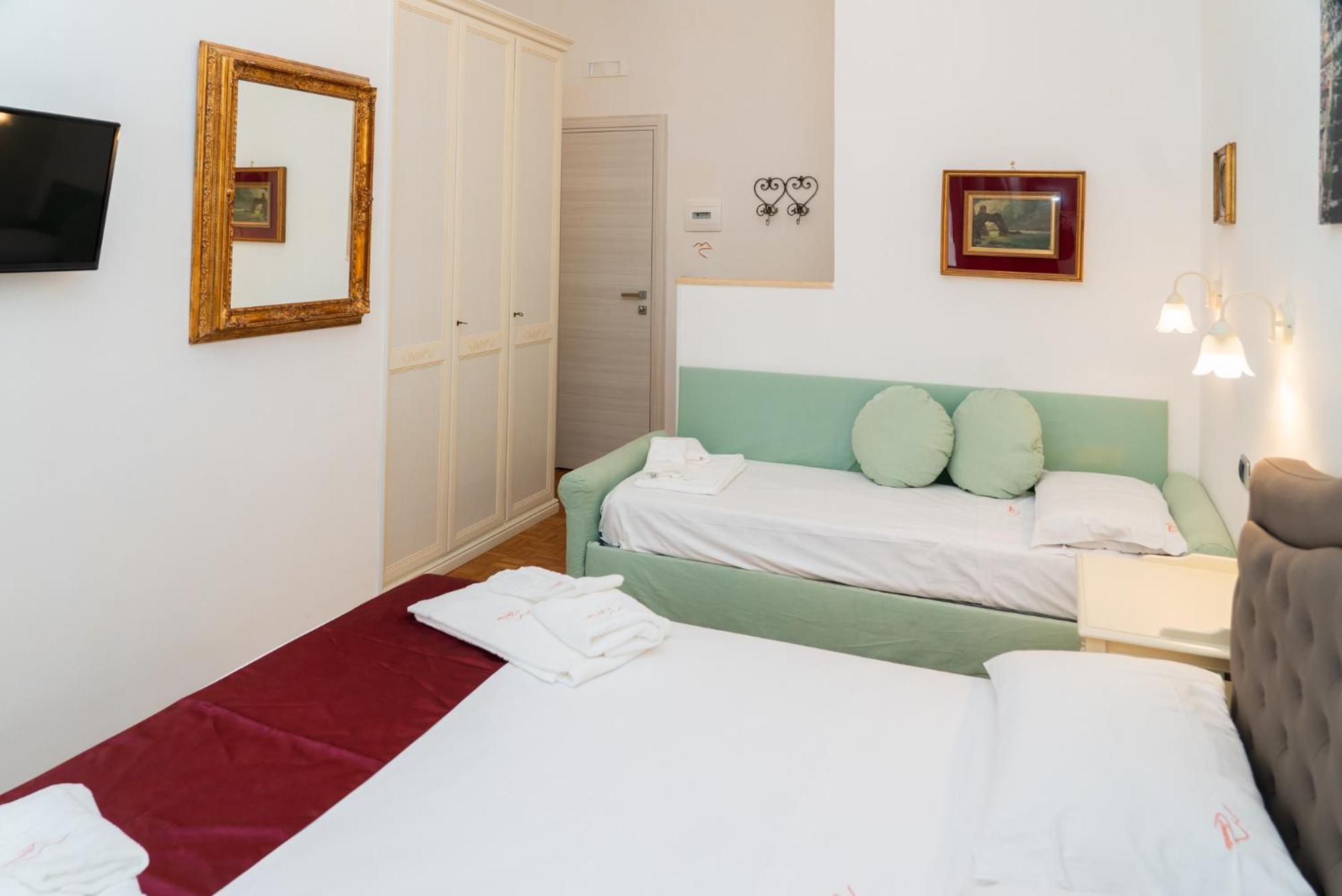 Guest house Cervantes *