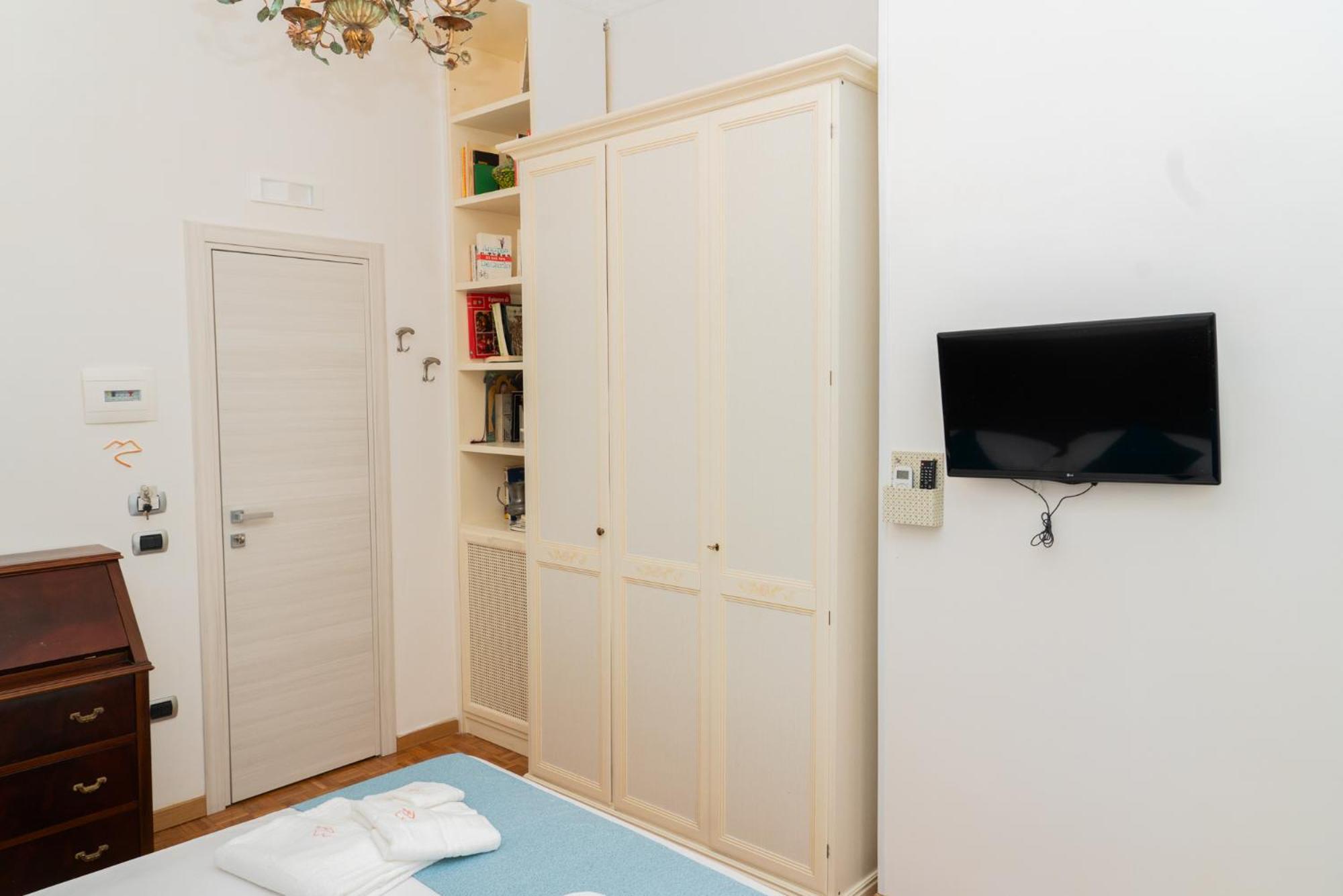 Cervantes Guest house