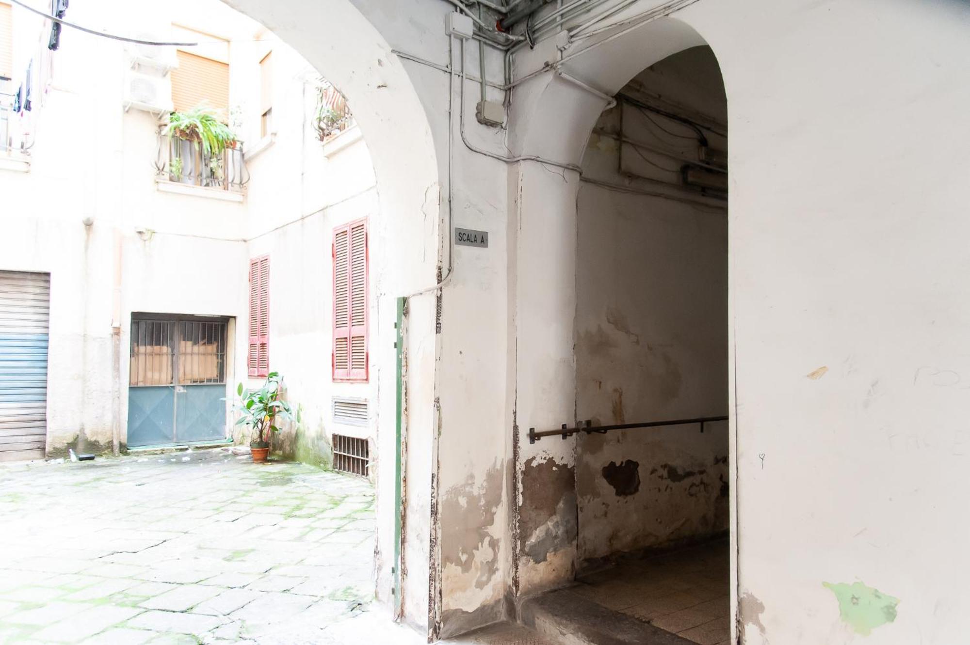Casarellanana * Naples