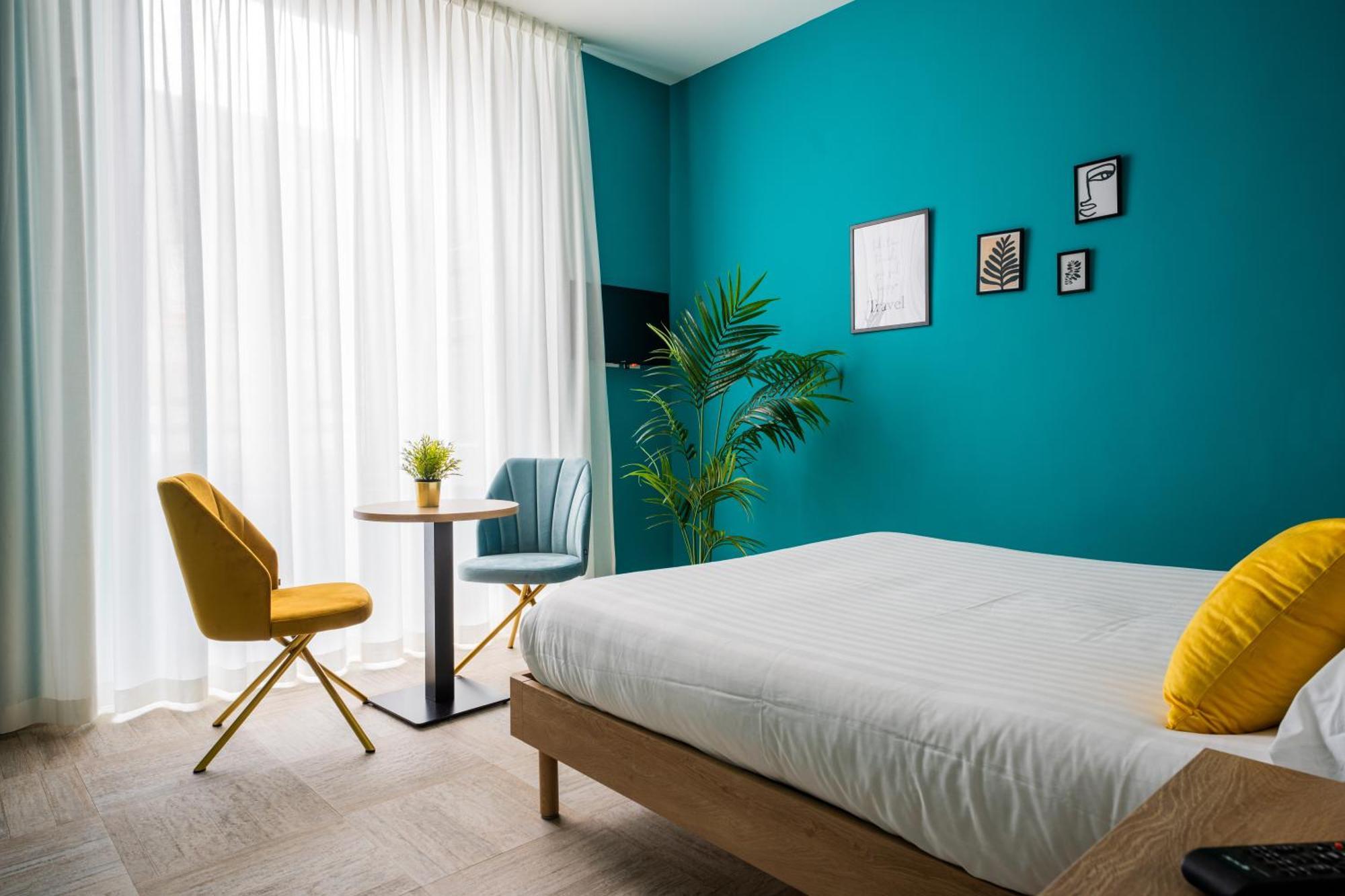 Pontenuovo Bed 3* Naples
