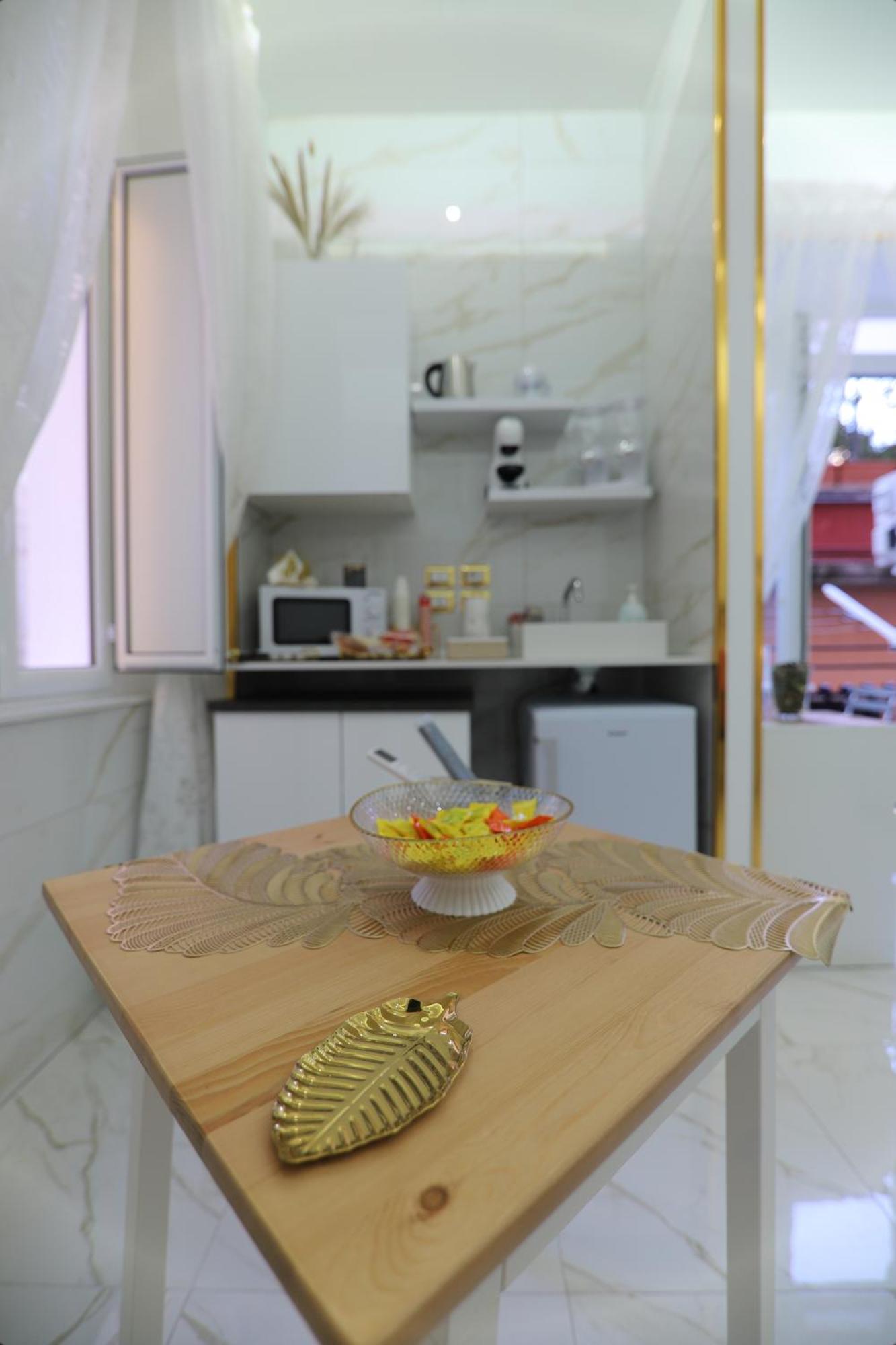 Regina House Naples