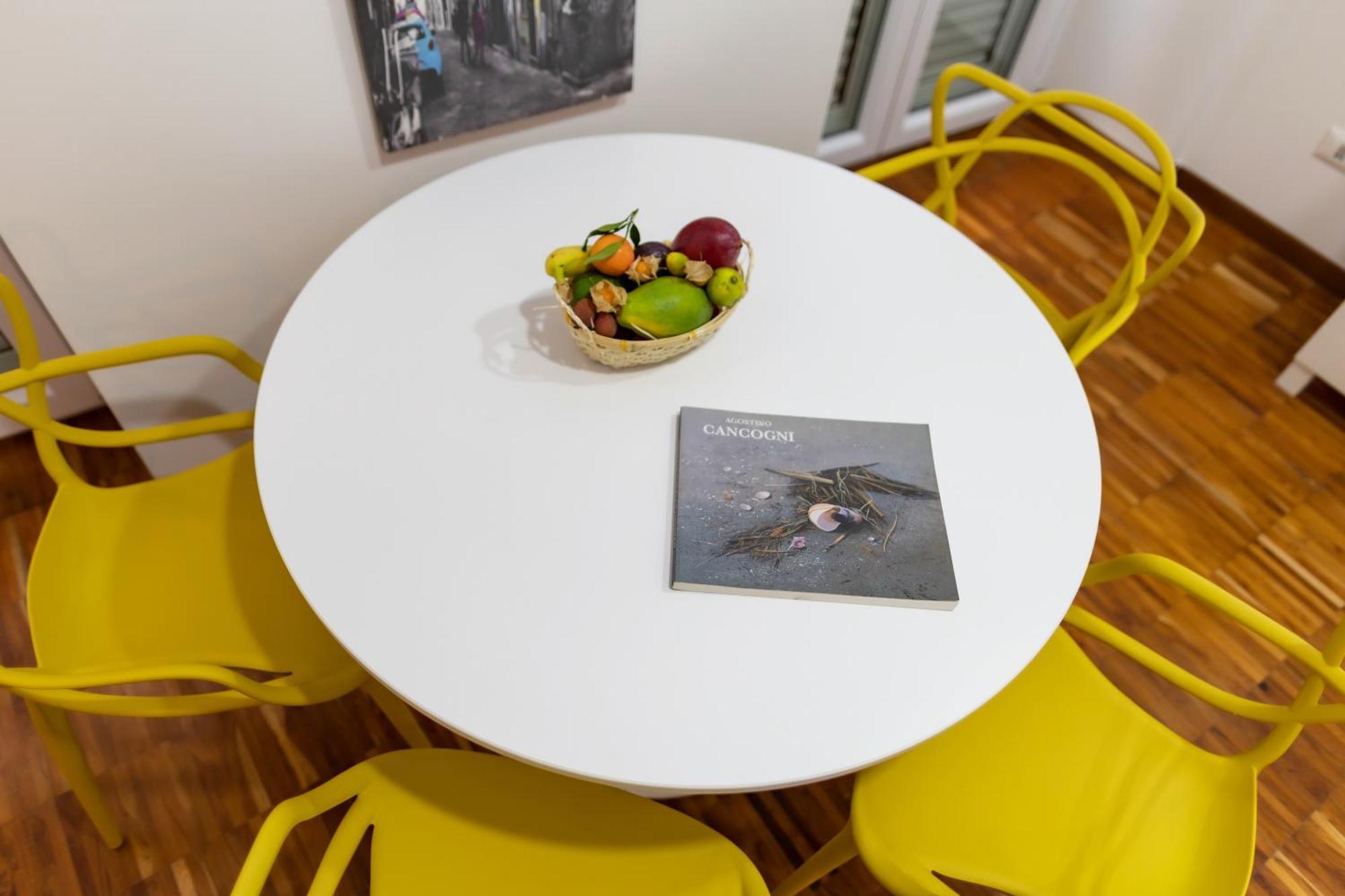 Apartment Sebeto Di Porto *