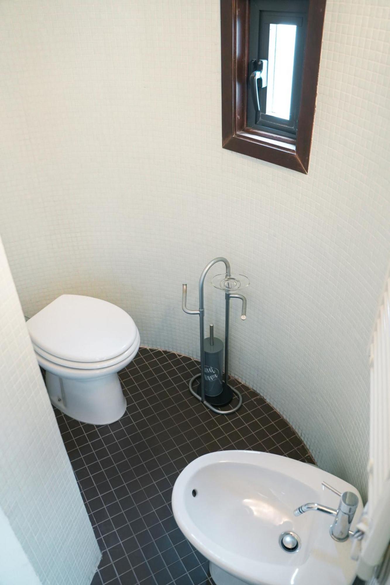 Apartment Chiatamone Premium *
