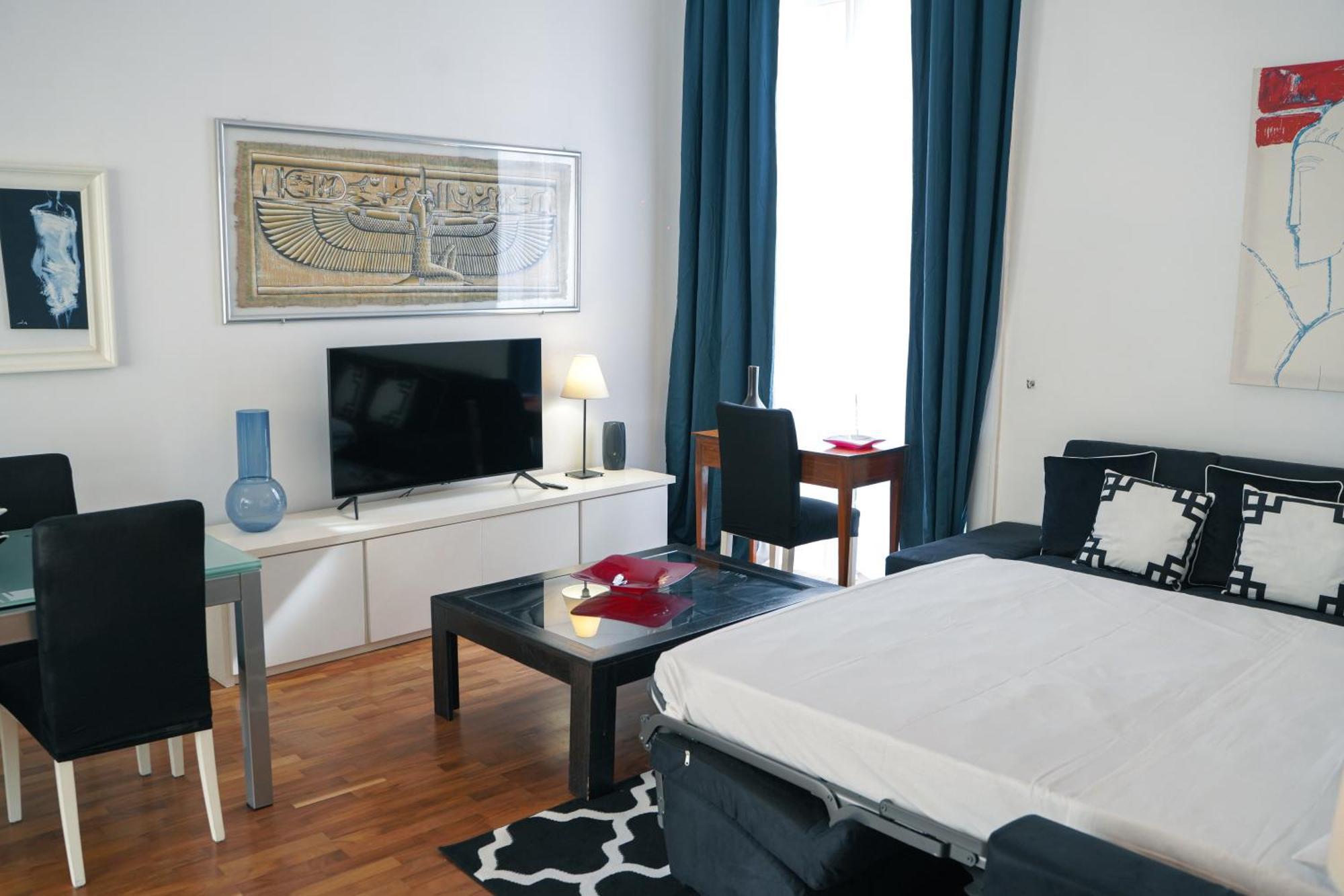 Chiatamone Premium Apartment *