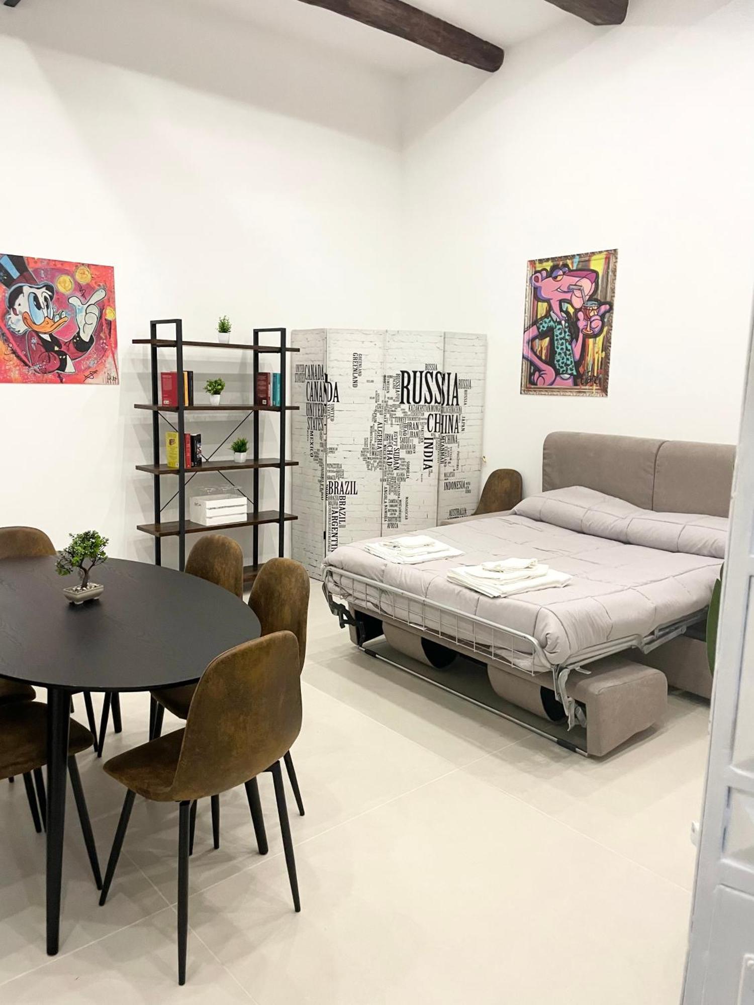 Napolidays Rua Catalana Apartment