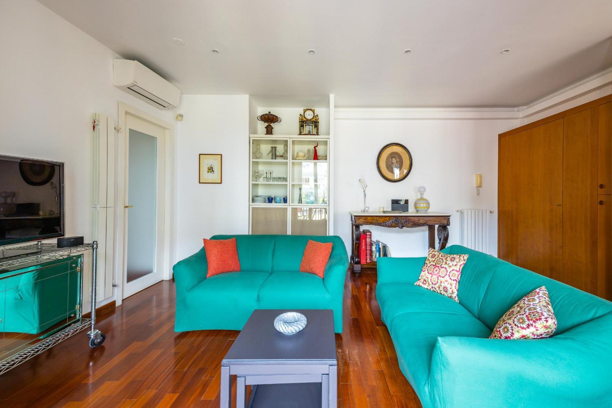 Colonna Classic Style By Wonderful Italy Apartment