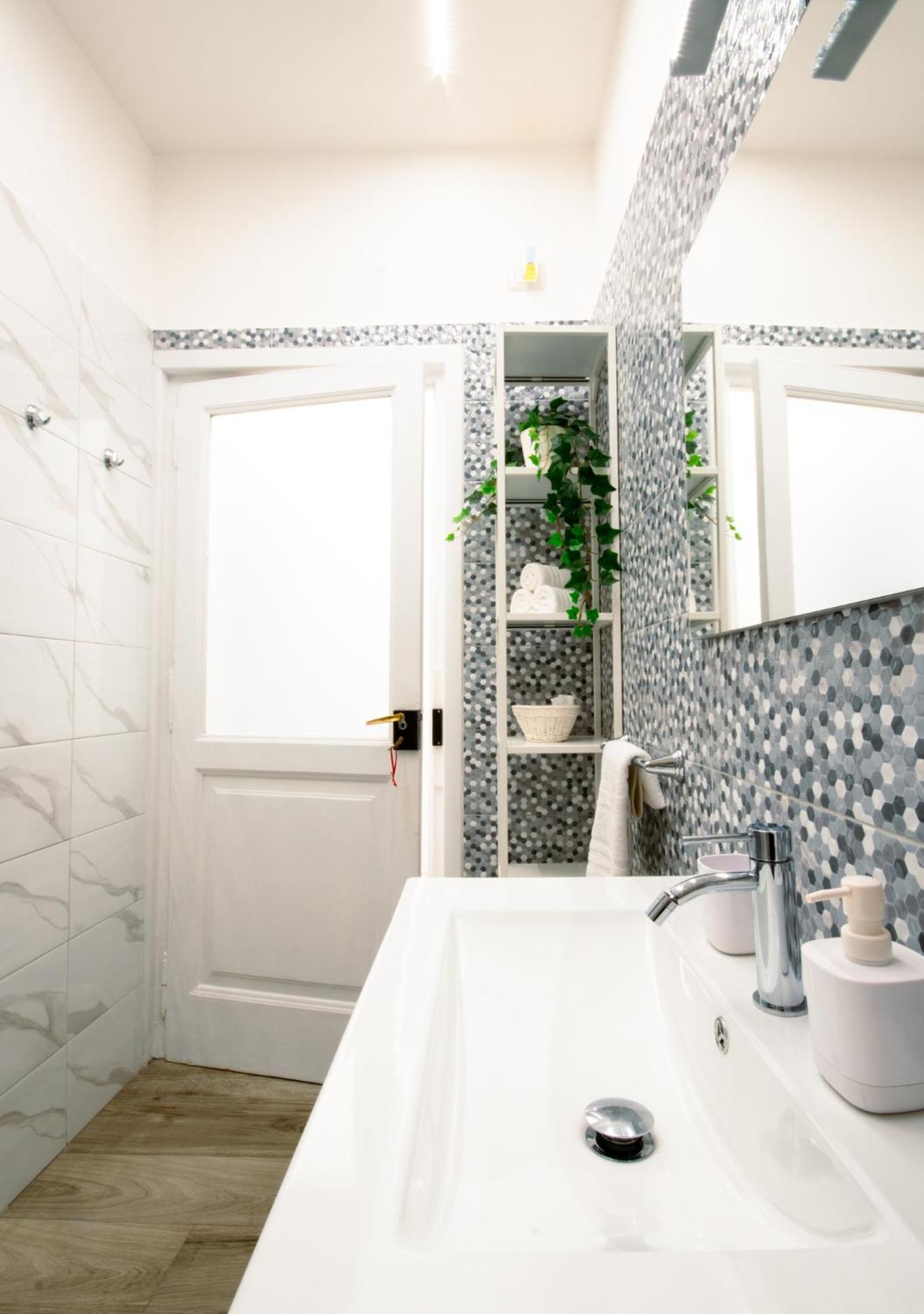 Casa Cosmedin Apartment Naples