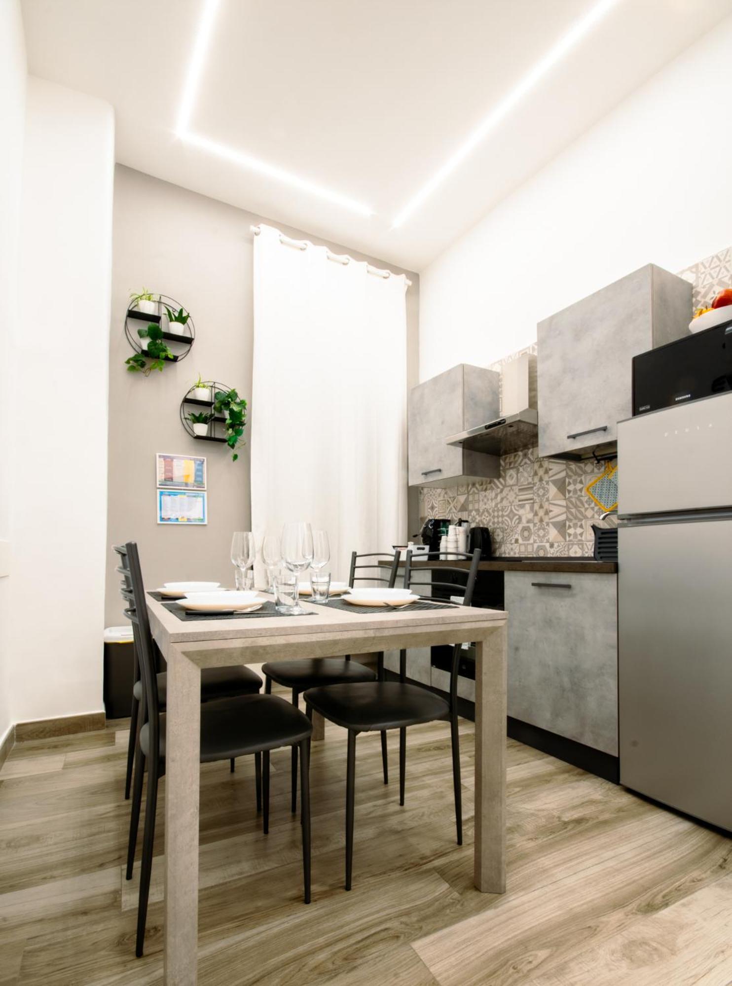 Casa Cosmedin * Naples